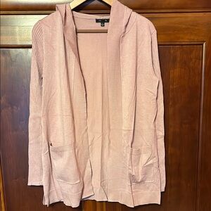 Muavy/light pink cardigan